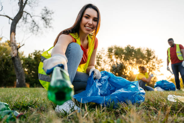 Best Yard Waste Removal  in Midway City, CA